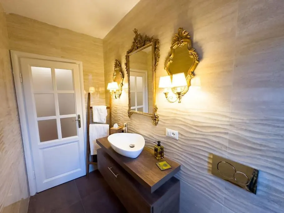 Santa Caterina Palace Apartment In Florence-3 Bedroom פירנצה