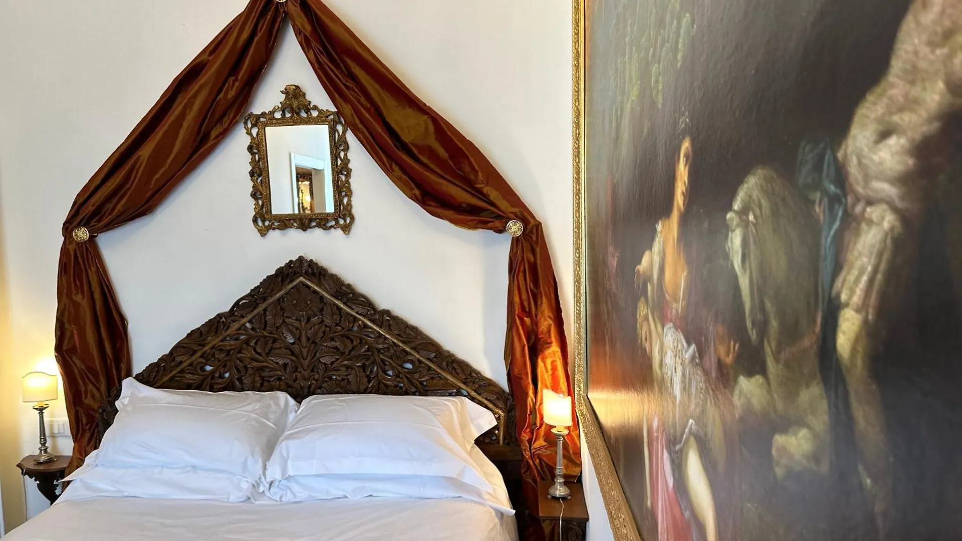 Santa Caterina Palace Apartment In Florence-3 Bedroom