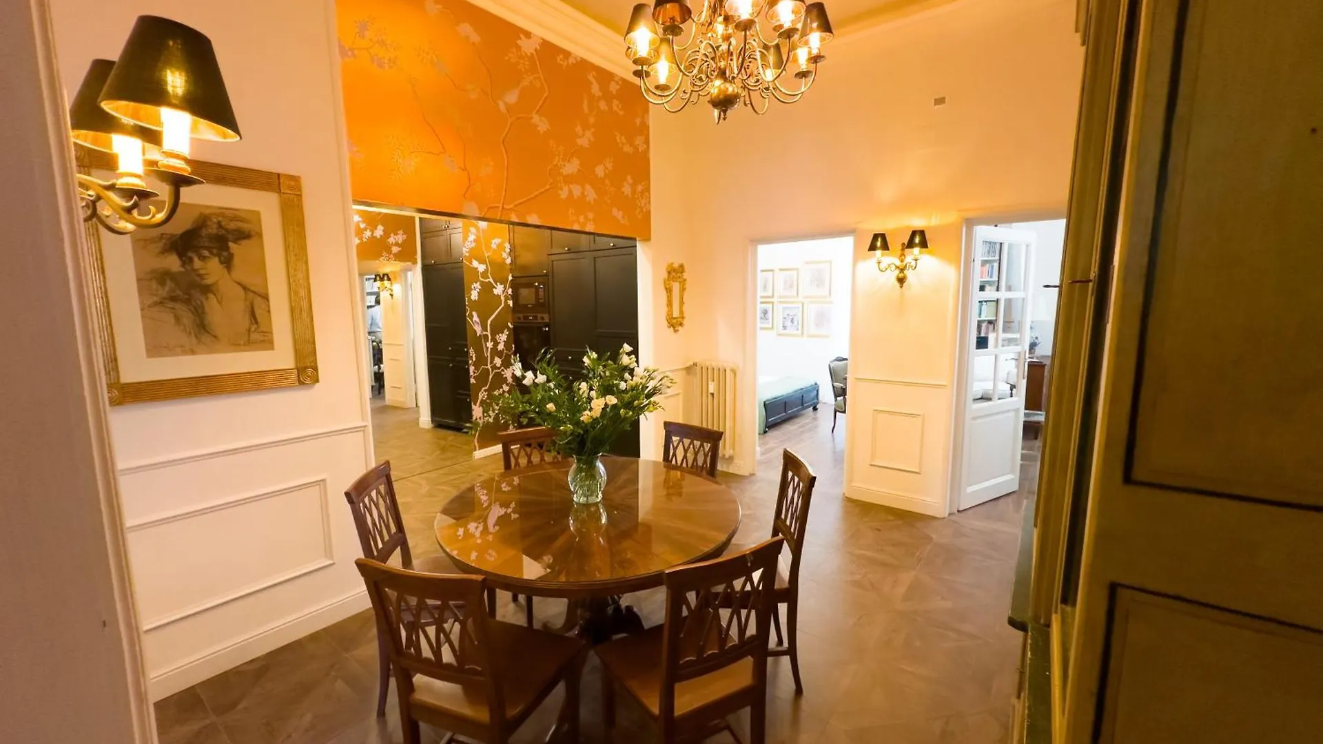 Santa Caterina Palace Apartment In Florence-3 Bedroom